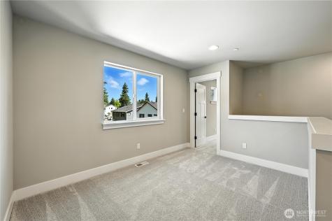 10 Meridian Avenue SE Bothell WA 98012