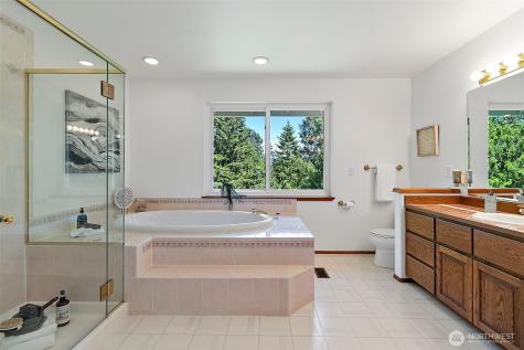 29247 188th Avenue SE Kent WA 98042