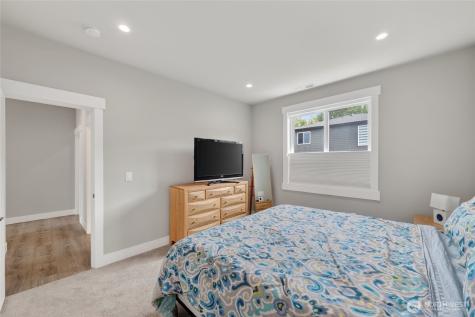 2131 Hearthstone Street Ferndale WA 98248