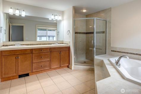 1628 154th Avenue SE Bellevue WA 98007