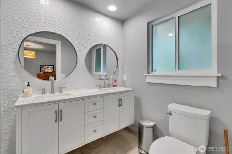 36310 28th Avenue S Federal Way WA 98003