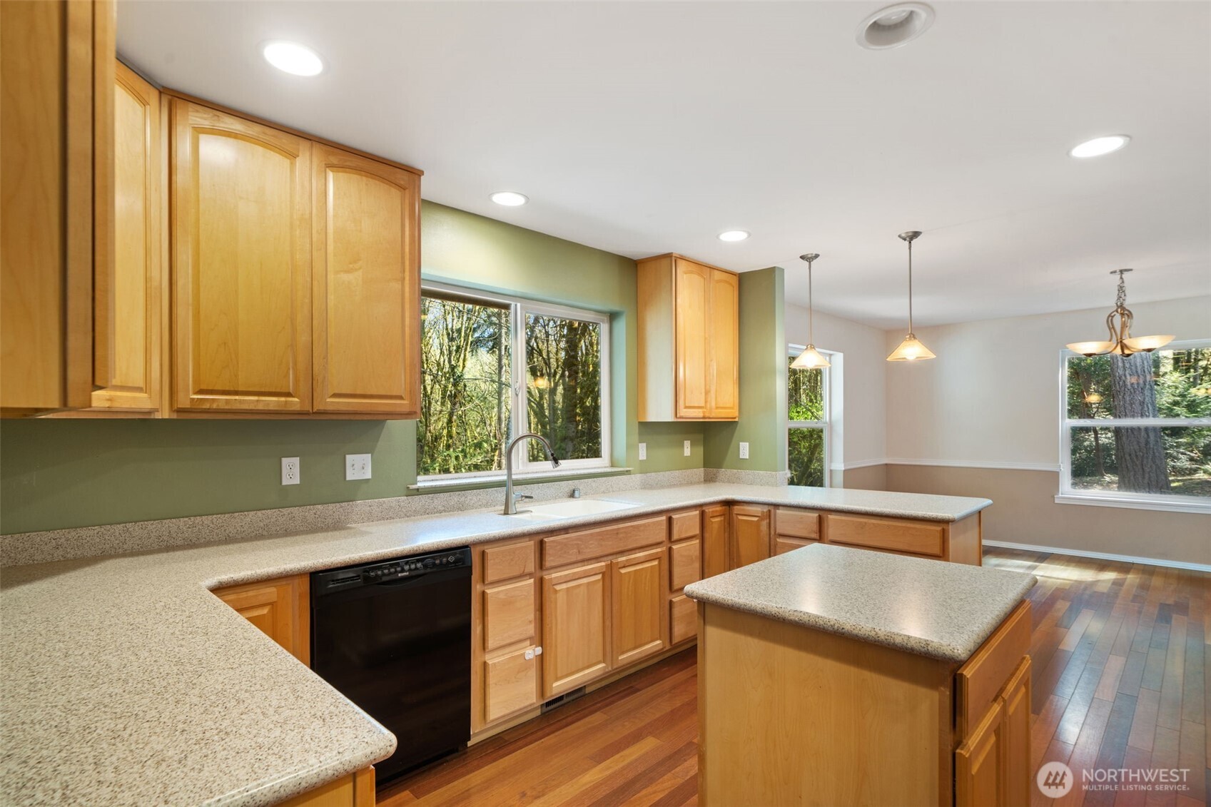 5662 Hicks Ave NE Bremerton WA 98311