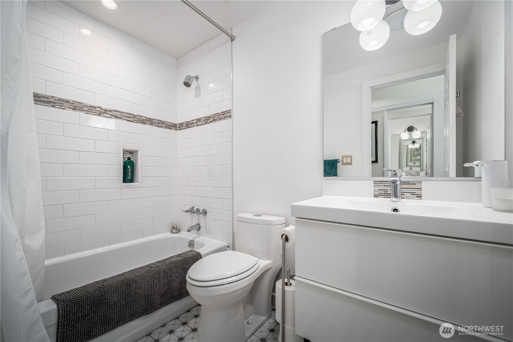 14265 131st Avenue NE Kirkland WA 98034