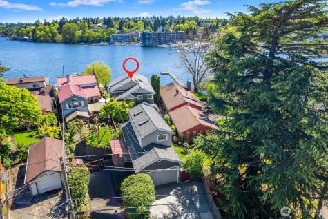 8696 Island Drive S Seattle WA 98118