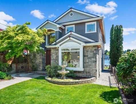 8696 Island Drive S Seattle WA 98118