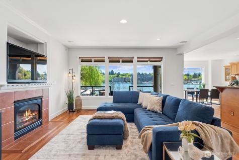 8696 Island Drive S Seattle WA 98118
