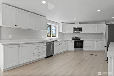 35105 34th Avenue E Eatonville WA 98328