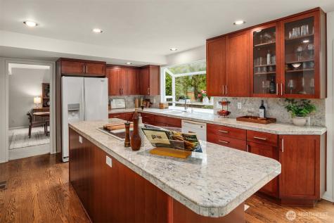 11321 83rd Place NE Kirkland WA 98034