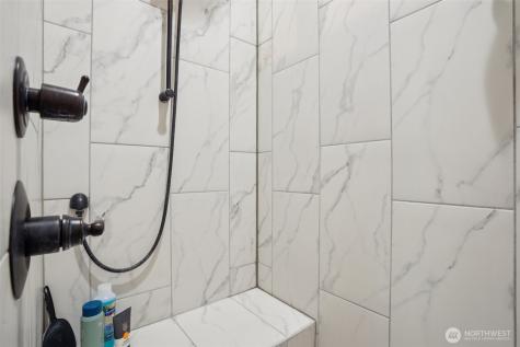 130 Zephyr Drive Silverlake WA 98645