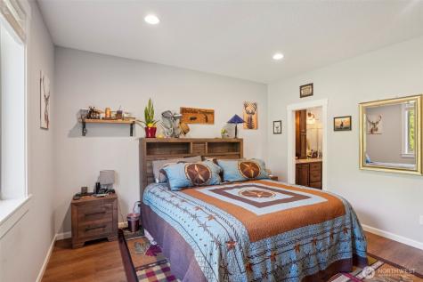 130 Zephyr Drive Silverlake WA 98645