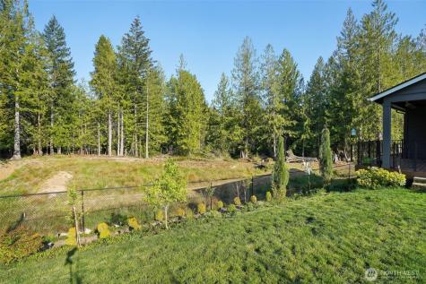 130 Zephyr Drive Silverlake WA 98645