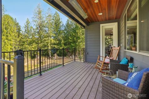 130 Zephyr Drive Silverlake WA 98645