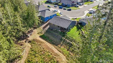 130 Zephyr Drive Silverlake WA 98645