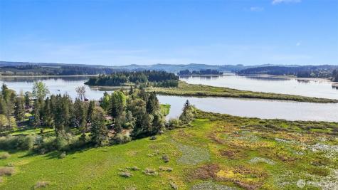 130 Zephyr Drive Silverlake WA 98645