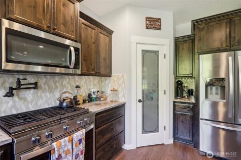 130 Zephyr Drive Silverlake WA 98645