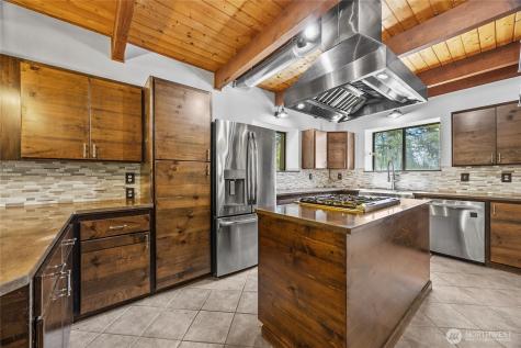 16318 82nd Street NW Lakebay WA 98349