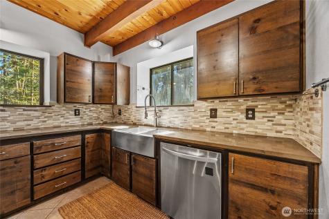 16318 82nd Street NW Lakebay WA 98349