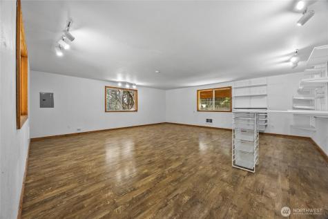 16318 82nd Street NW Lakebay WA 98349