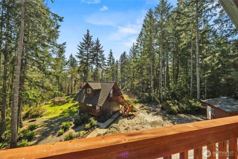 16318 82nd Street NW Lakebay WA 98349