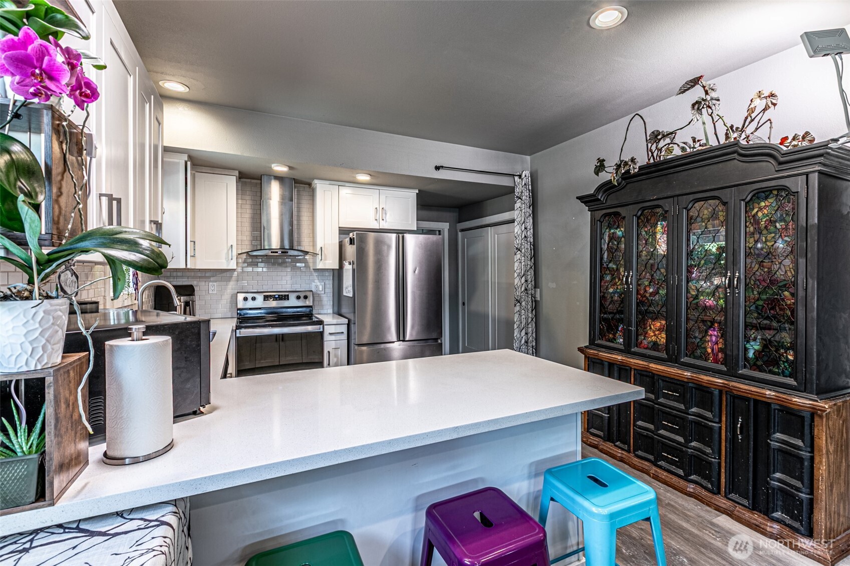 6827 S Thompson Avenue Tacoma WA 98408