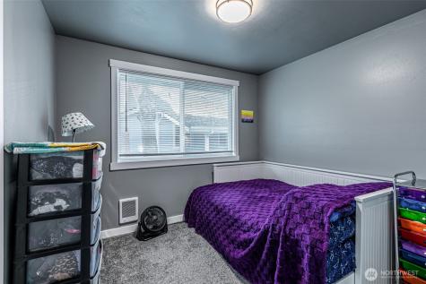 6827 S Thompson Avenue Tacoma WA 98408