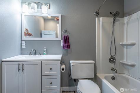 6827 S Thompson Avenue Tacoma WA 98408