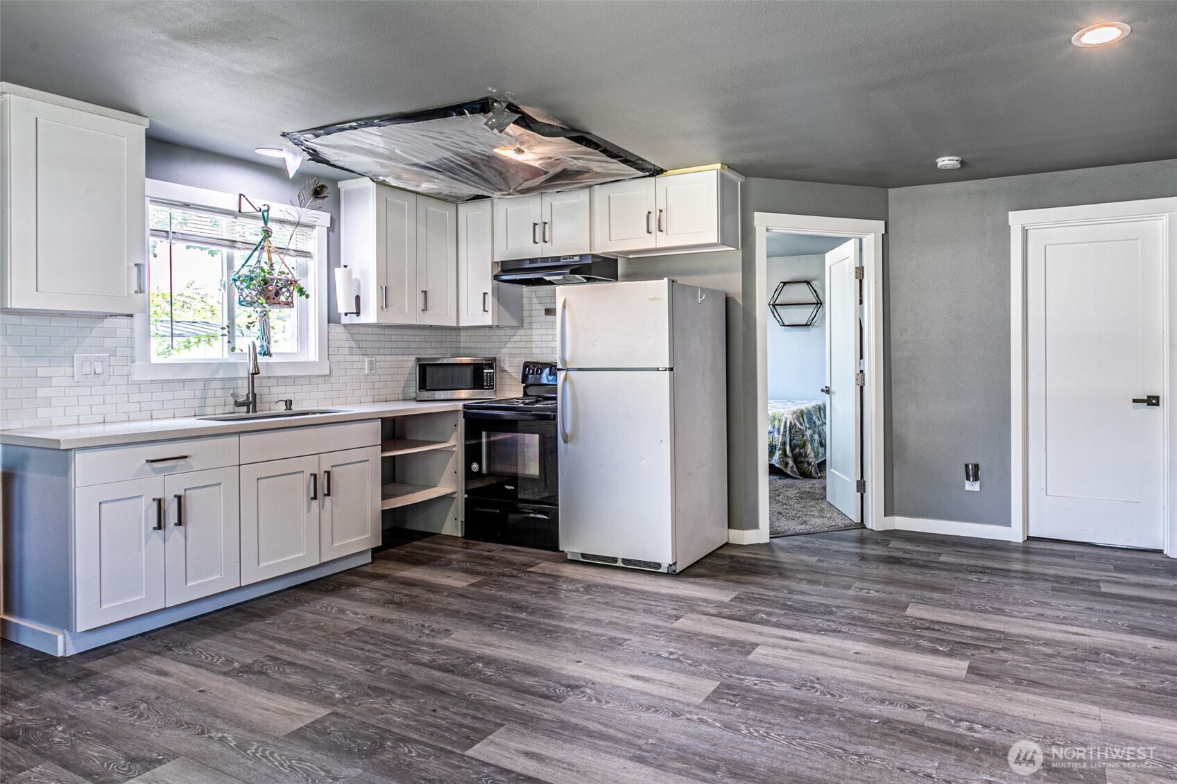 6827 S Thompson Avenue Tacoma WA 98408