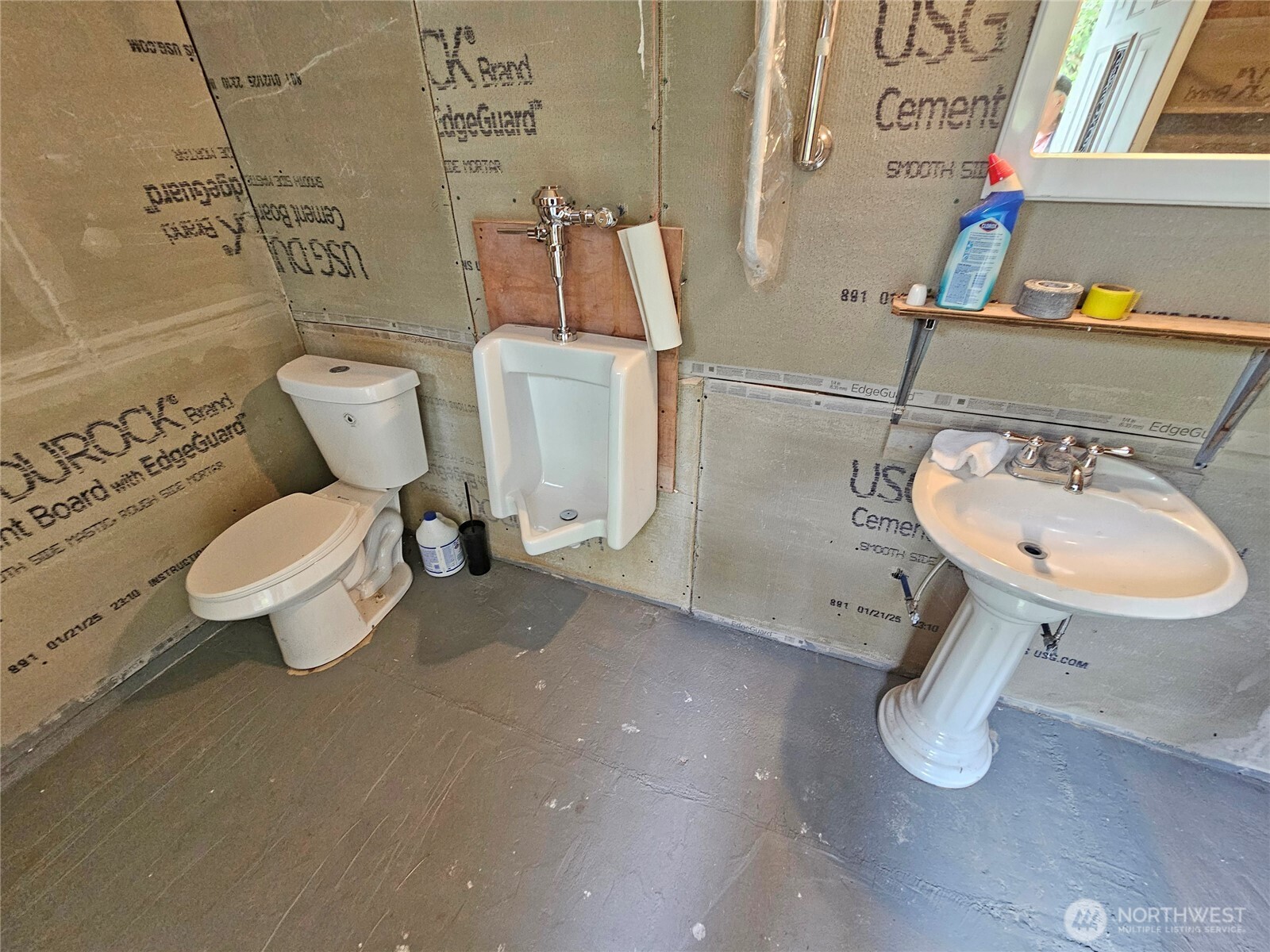 113 Leroy Road Randle WA 98377