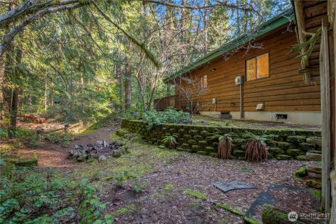 720 N Potlatch Drive N Hoodsport WA 98548