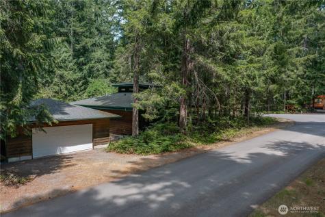 720 N Potlatch Drive N Hoodsport WA 98548