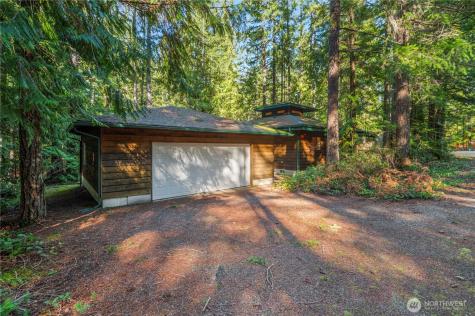 720 N Potlatch Drive N Hoodsport WA 98548