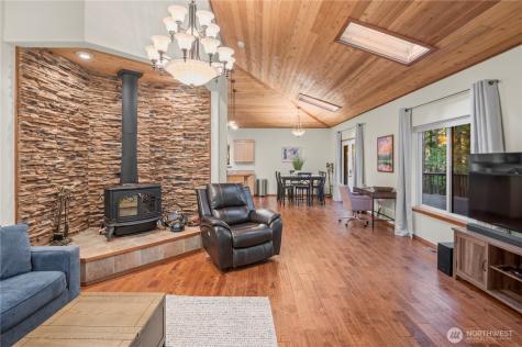 720 N Potlatch Drive N Hoodsport WA 98548