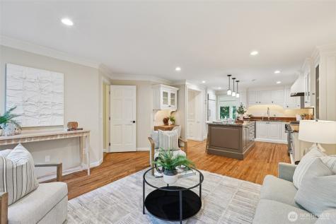 10331 NE 19th Place Bellevue WA 98004