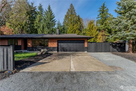 4221 108th Everett WA 98208