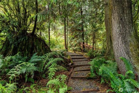 825 204th Drive SE Snohomish WA 98290