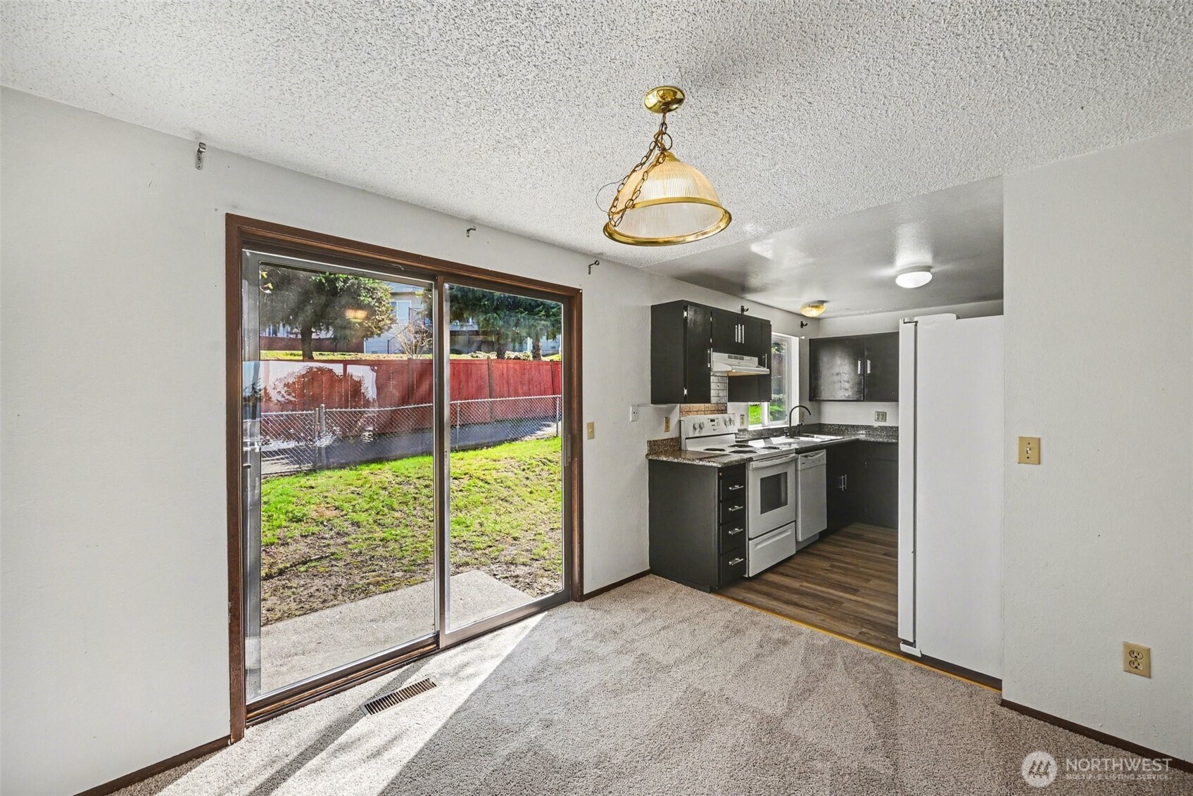 27938 22nd Avenue S Federal Way WA 98003