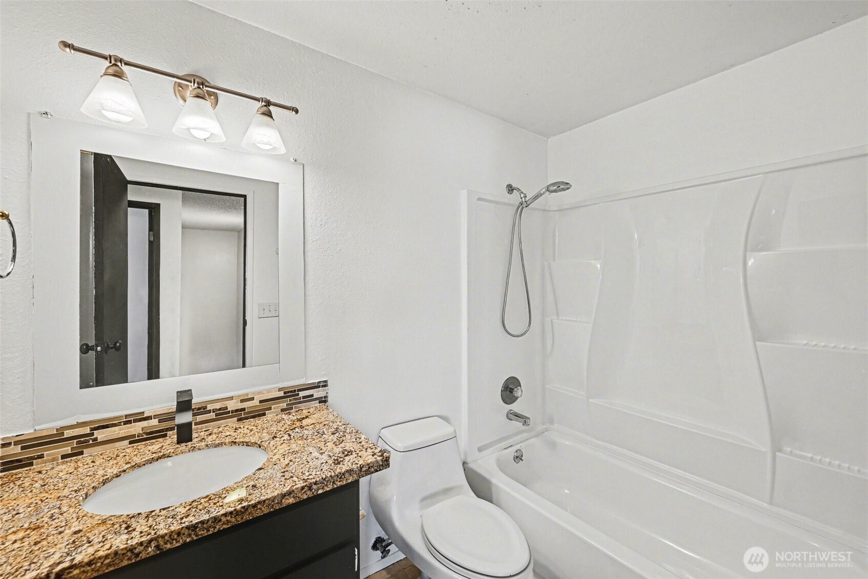 27938 22nd Avenue S Federal Way WA 98003