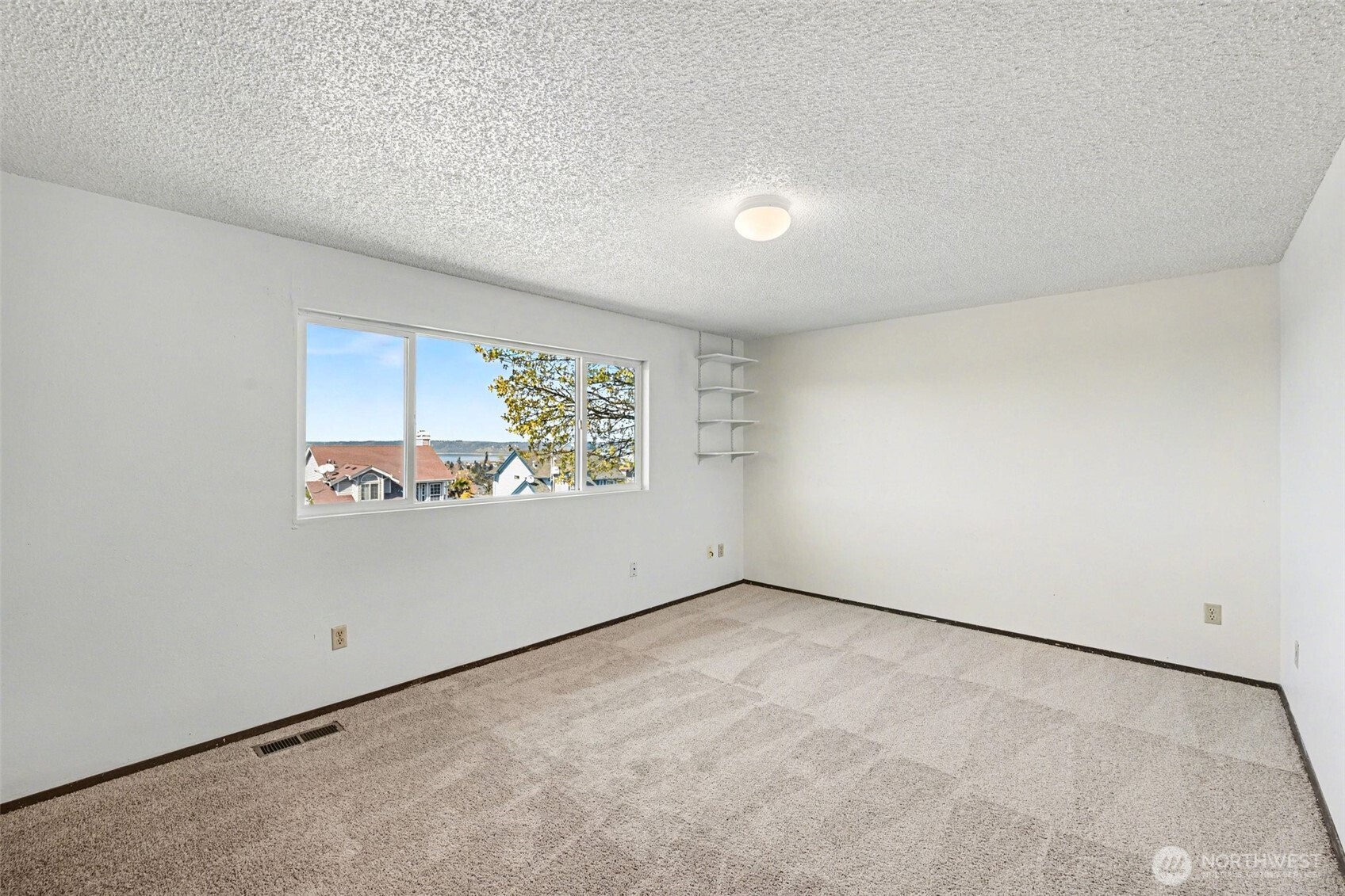 27938 22nd Avenue S Federal Way WA 98003