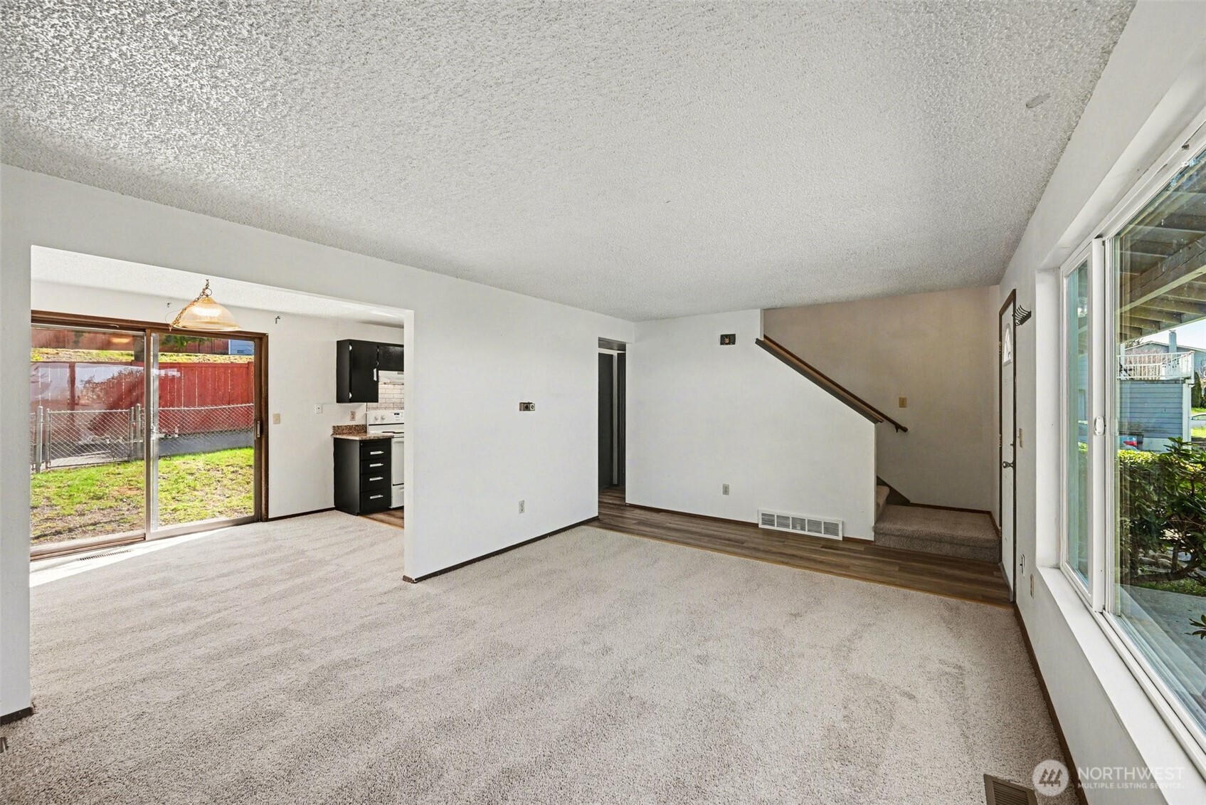 27938 22nd Avenue S Federal Way WA 98003
