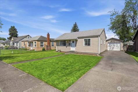 3042 Field Street Longview WA 98632