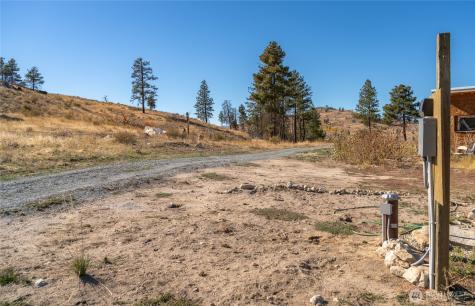 454 Harmony Heights Brewster WA 98812