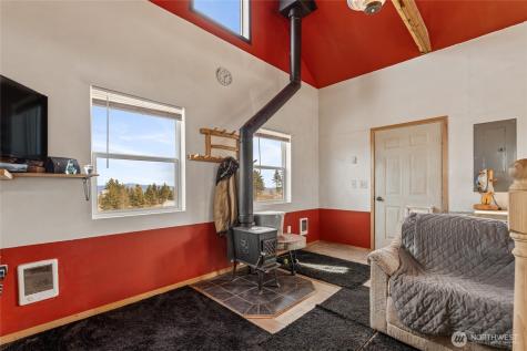 454 Harmony Heights Brewster WA 98812