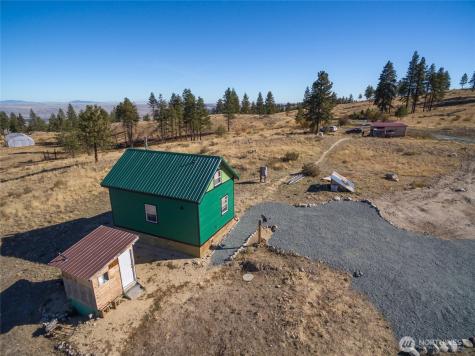 454 Harmony Heights Brewster WA 98812