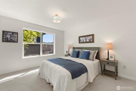 3425 21st Avenue W Seattle WA 98199
