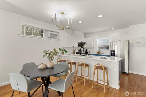 3425 21st Avenue W Seattle WA 98199