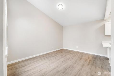 604 213th Street SW Bothell WA 98021