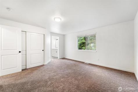 604 213th Street SW Bothell WA 98021