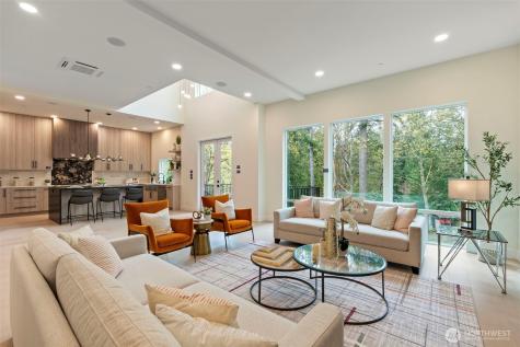 24257 SE 26th Place Sammamish WA 98075