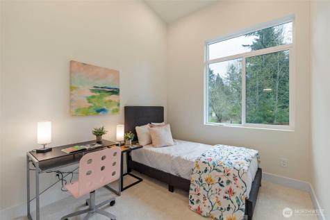 24257 SE 26th Place Sammamish WA 98075