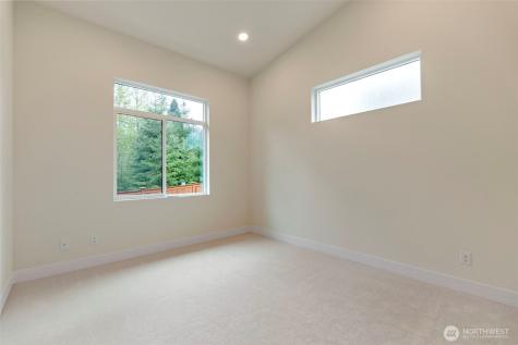 24257 SE 26th Place Sammamish WA 98075